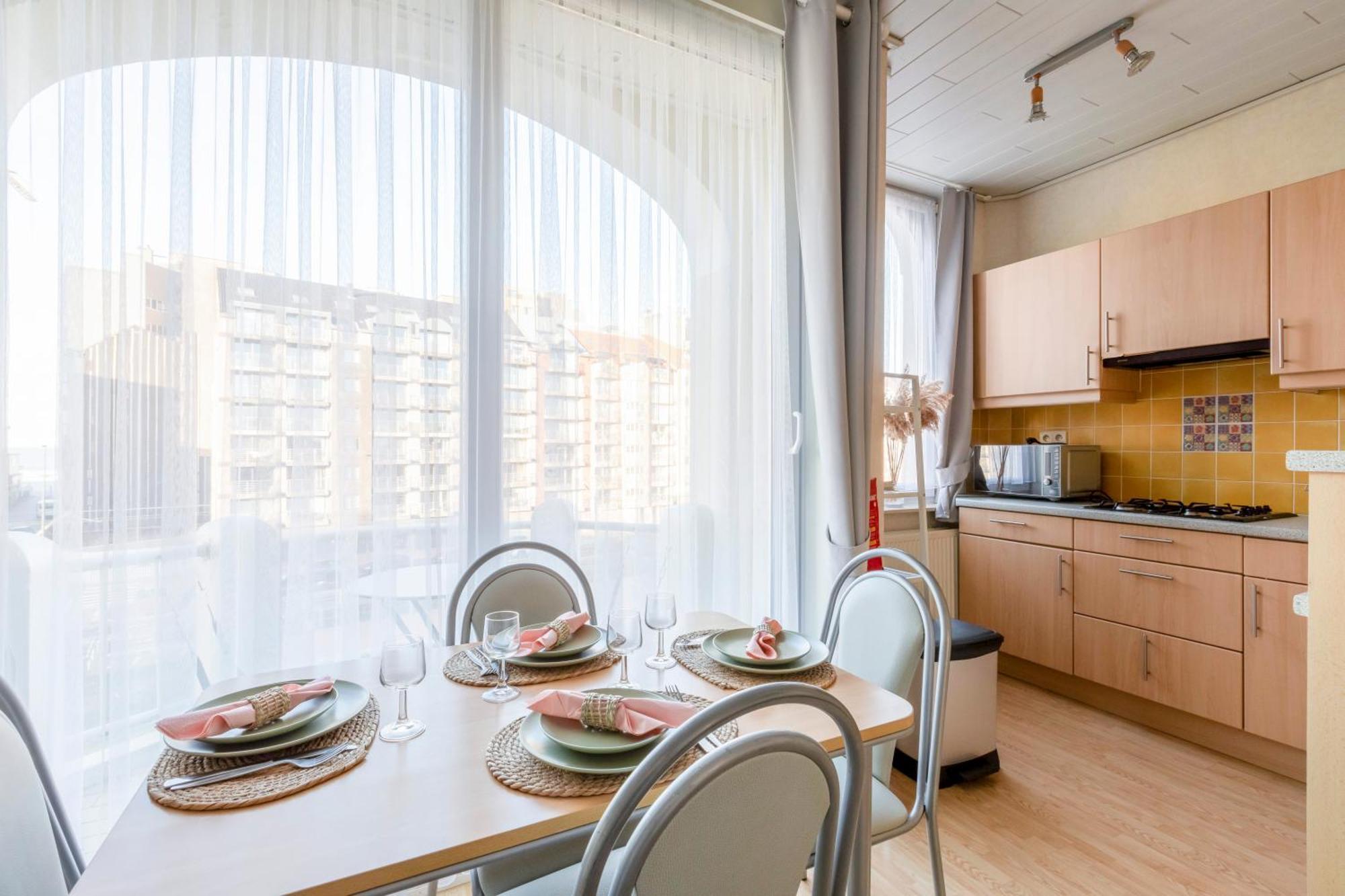 Cosy Apartment 150M From The Beach Blankenberge Kültér fotó